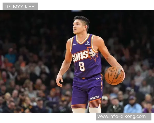 阿伦表现出色11投5中三分球命中率高达50贡献13分并有2篮板2助攻1抢断1盖帽 阿伦表现出色11投5中三分球命中率高达50贡献13分并有2篮板2助攻1抢断1盖帽